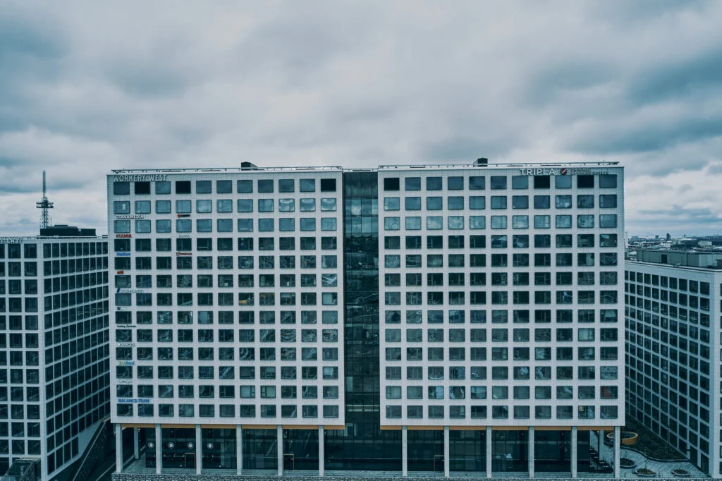 Co nowa dyrektywa EPBD oznacza dla parametrów okien i szyb zespolonych?